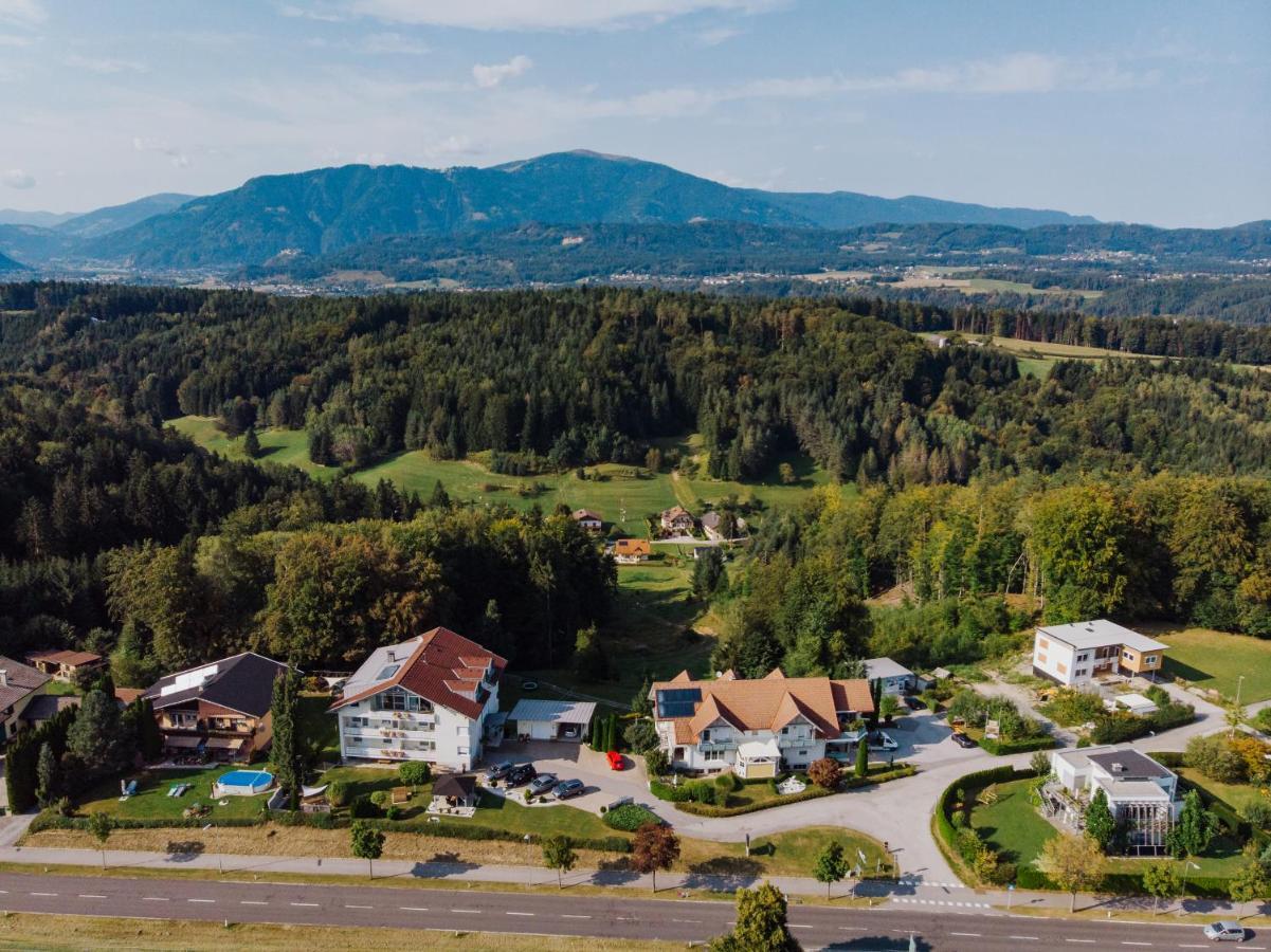 Ferienwohnungen Panorama Harrys Bike Tours Villach Exterior photo