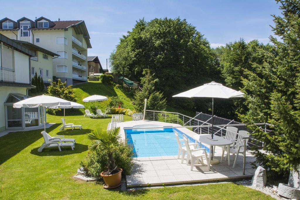 Ferienwohnungen Panorama Harrys Bike Tours Villach Exterior photo